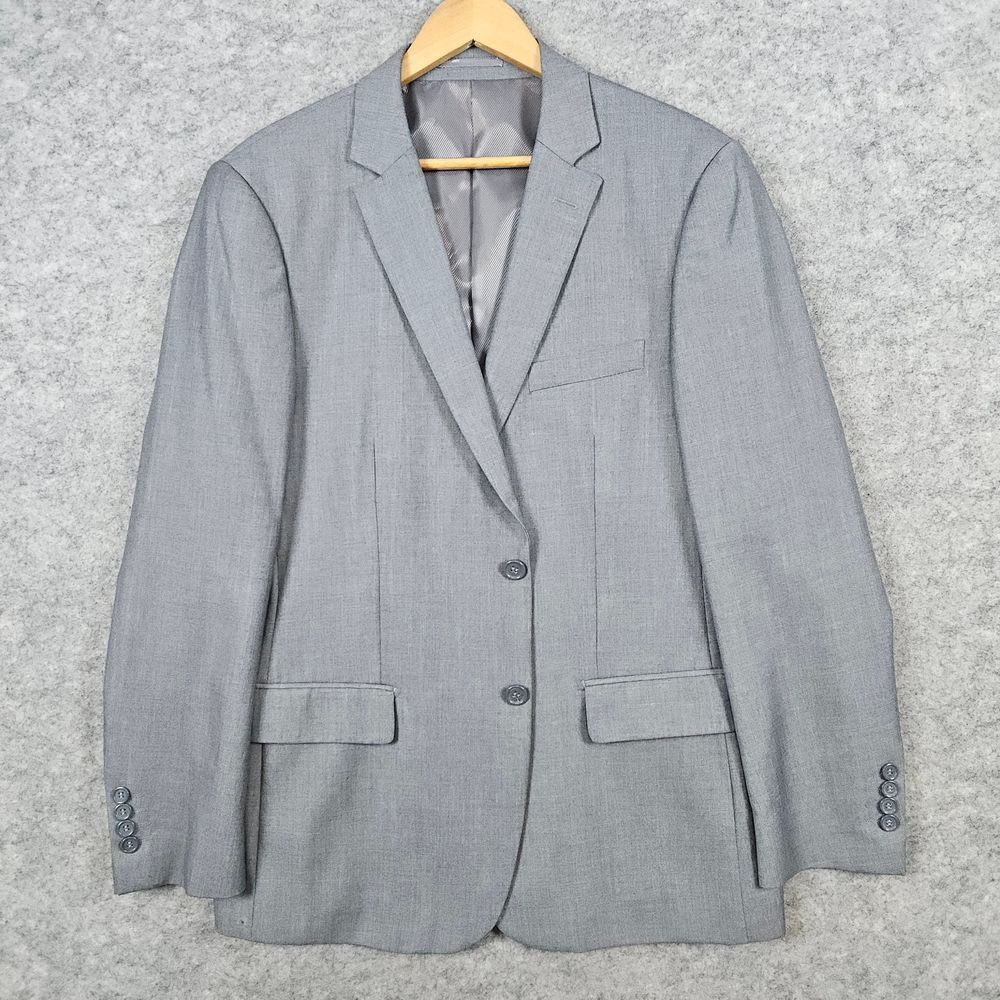 Giorgio Fiorelli Men's Gray Blazer Size 40R Superlux Polyester Blend SMALL SPOT